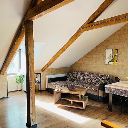 Beautiful Apartment On Atoneli Tbilisi Luaran gambar