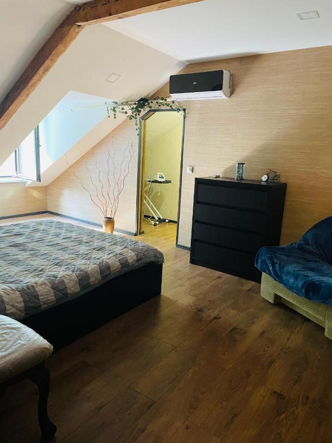 Beautiful Apartment On Atoneli Tbilisi Luaran gambar