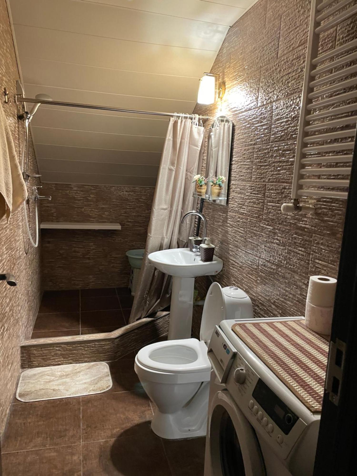 Beautiful Apartment On Atoneli Tbilisi Luaran gambar
