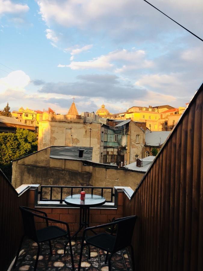 Beautiful Apartment On Atoneli Tbilisi Luaran gambar